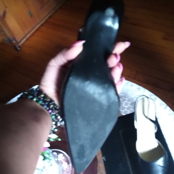 Colin Stewart sling back pointy toed heel - Picture 3 of 8
